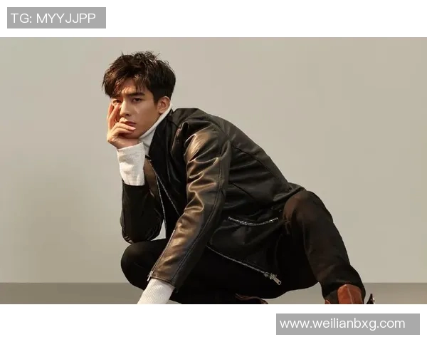 足球明星痞帅风潮流引领时尚界新风尚与年轻人的热爱碰撞出火花